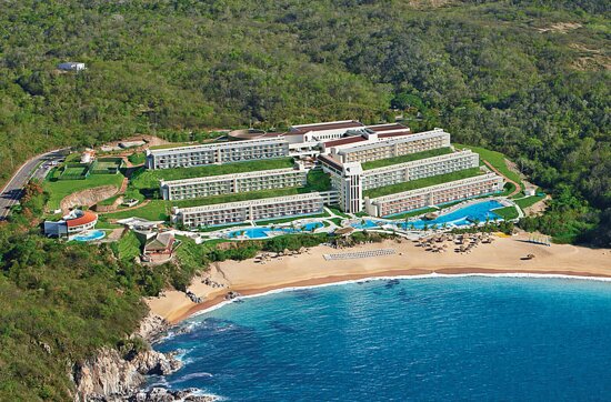 secrets-huatulco-resort
